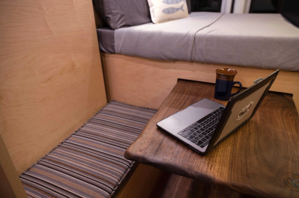 VAGABOND ヴァガボンド アグレッシブバス VAGABOND ヴァガボンド BUSH-Z ブッシュ-Z : ウォーターハウス